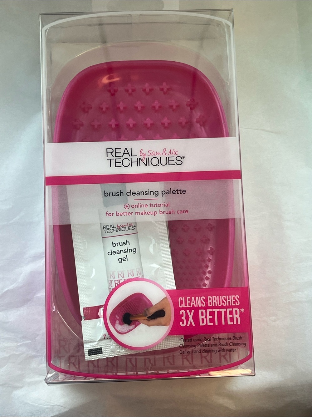 Real Techniques brush cleaning palette